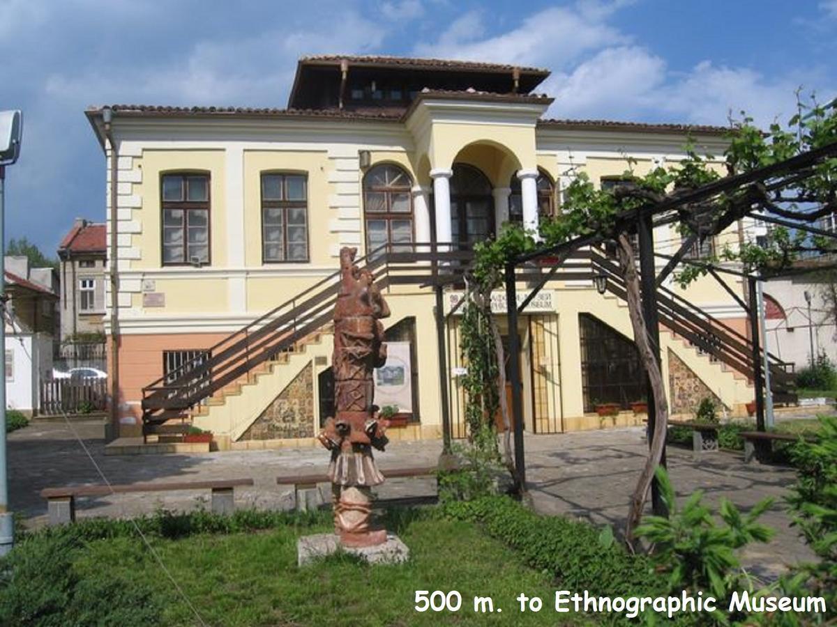4U Apartment - Gurko Burgas Bagian luar foto